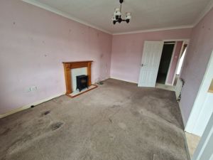 Sitting Room- click for photo gallery